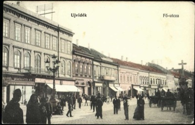 Main Street, the Candelabra Lamp Post by Momirovits Shop, 1909, Zmaj Jovina Street, Novi Sad