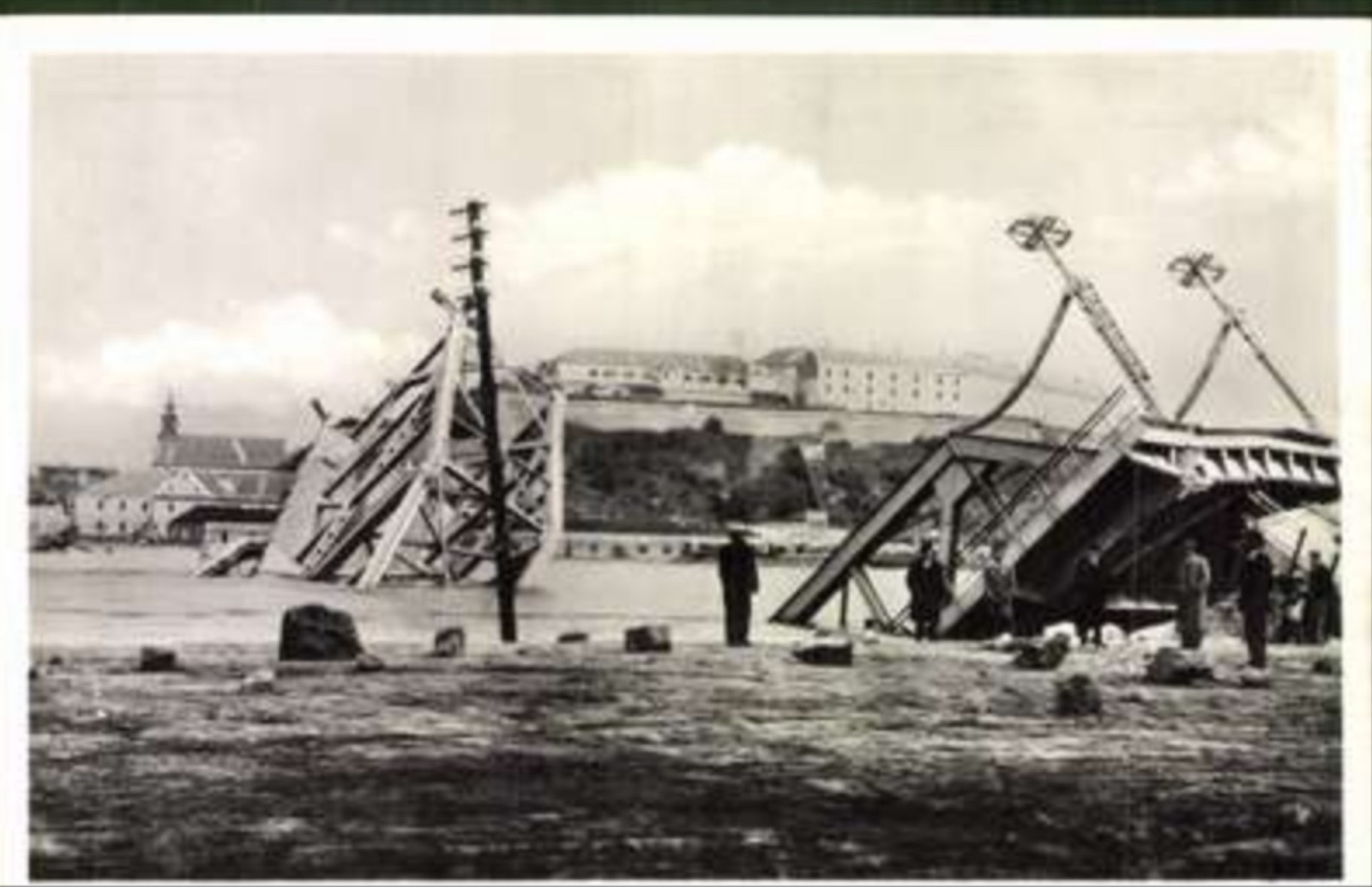 The demolished road bridge between Novi Sad and Petrovaradin, 1941–1944