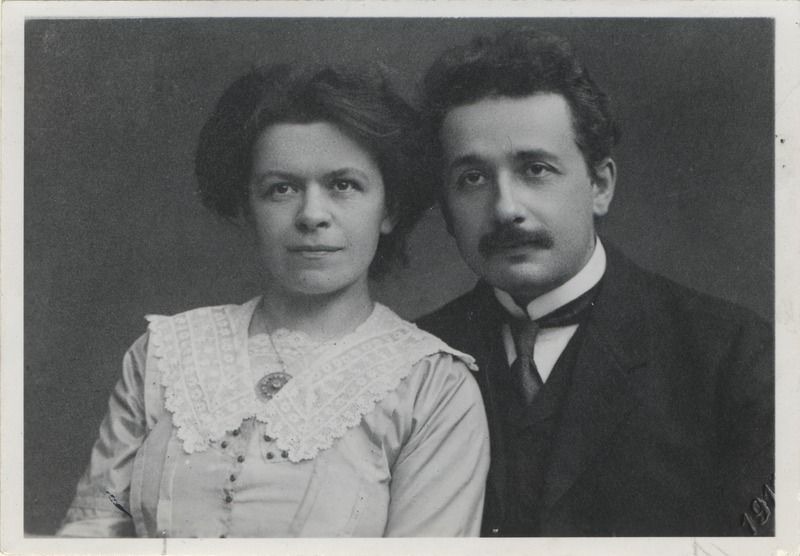 The full studio portrait, The Marić House, Kisačka 20, Novi Sad, 1912