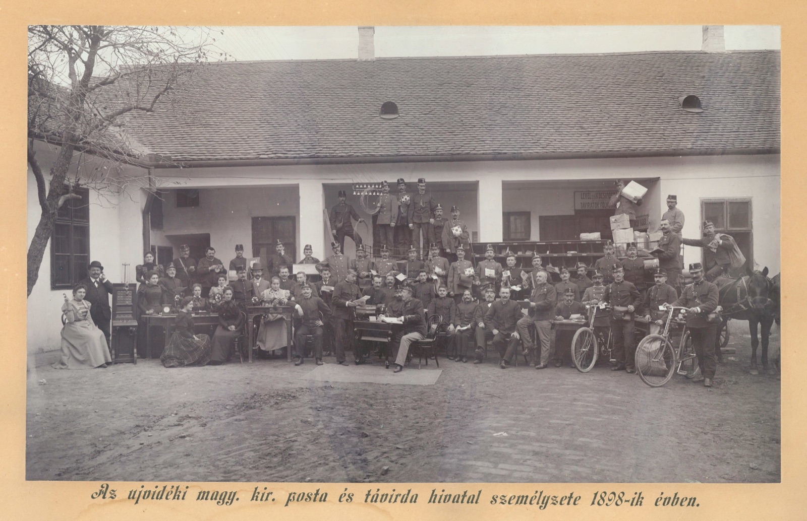 Staff of the Novi Sad post and telegraph office, 1898