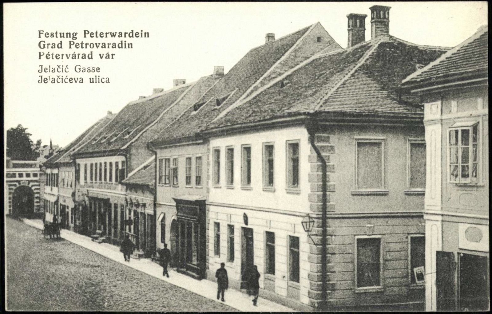 Јелачићева улица, Петроварадин, код угаоне зграде, Нови Сад, 1896–1918