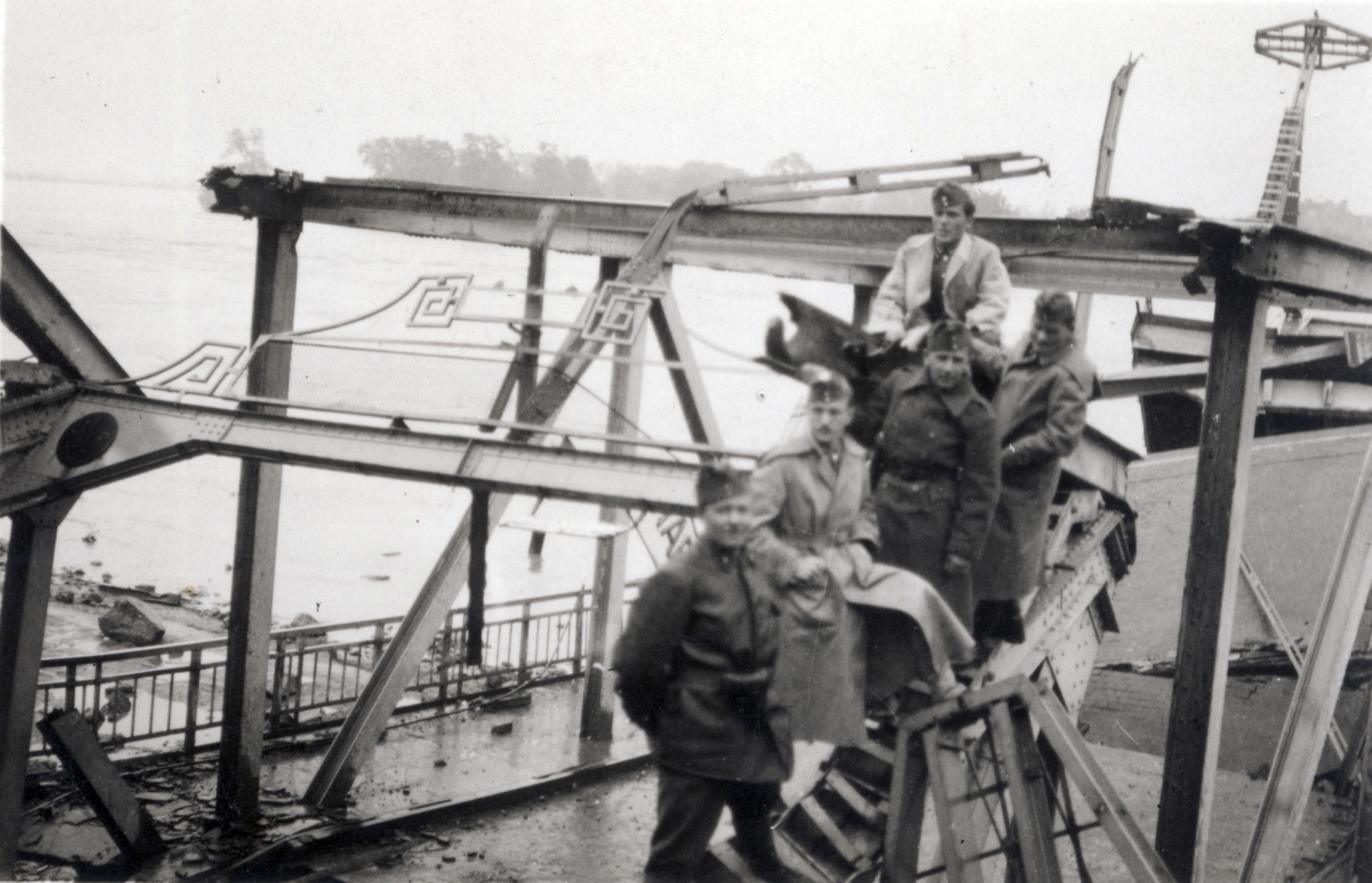 Soldiers on the Wrecked Danube Bridge at Novi Sad, 1942, Prince Tomislav Bridge
