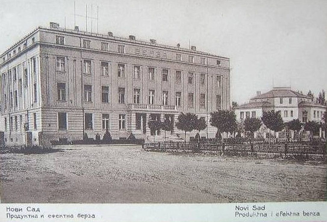 A grey print, cropped close, Gallery Square, Novi Sad, 1926