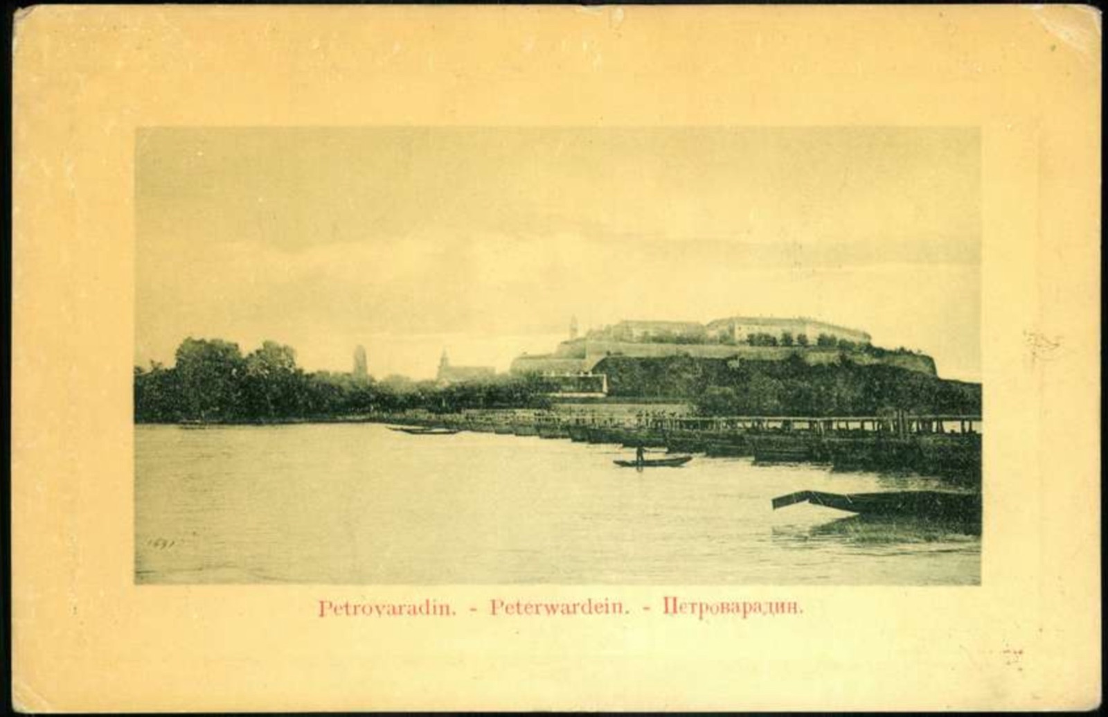 Петроварадинска тврђава, са лађарем и преврнутим чуном, 1911, Нови Сад