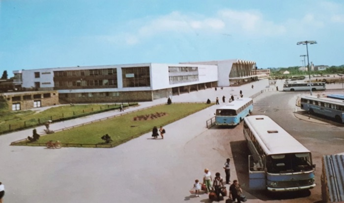 Coaches on the apron beside the new railway station, Novi Sad, 1967–1980