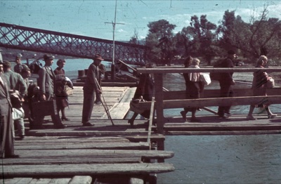 Civilians Crossing the Pontoon Dock, Novi Sad, 1941, Franz Josef Bridge