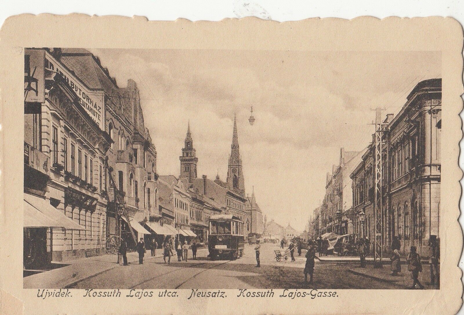 Eine Straßenbahn die Kossuth-Lajos-Gasse hinab, König-Alexander-Gasse, Neusatz, vor 1918