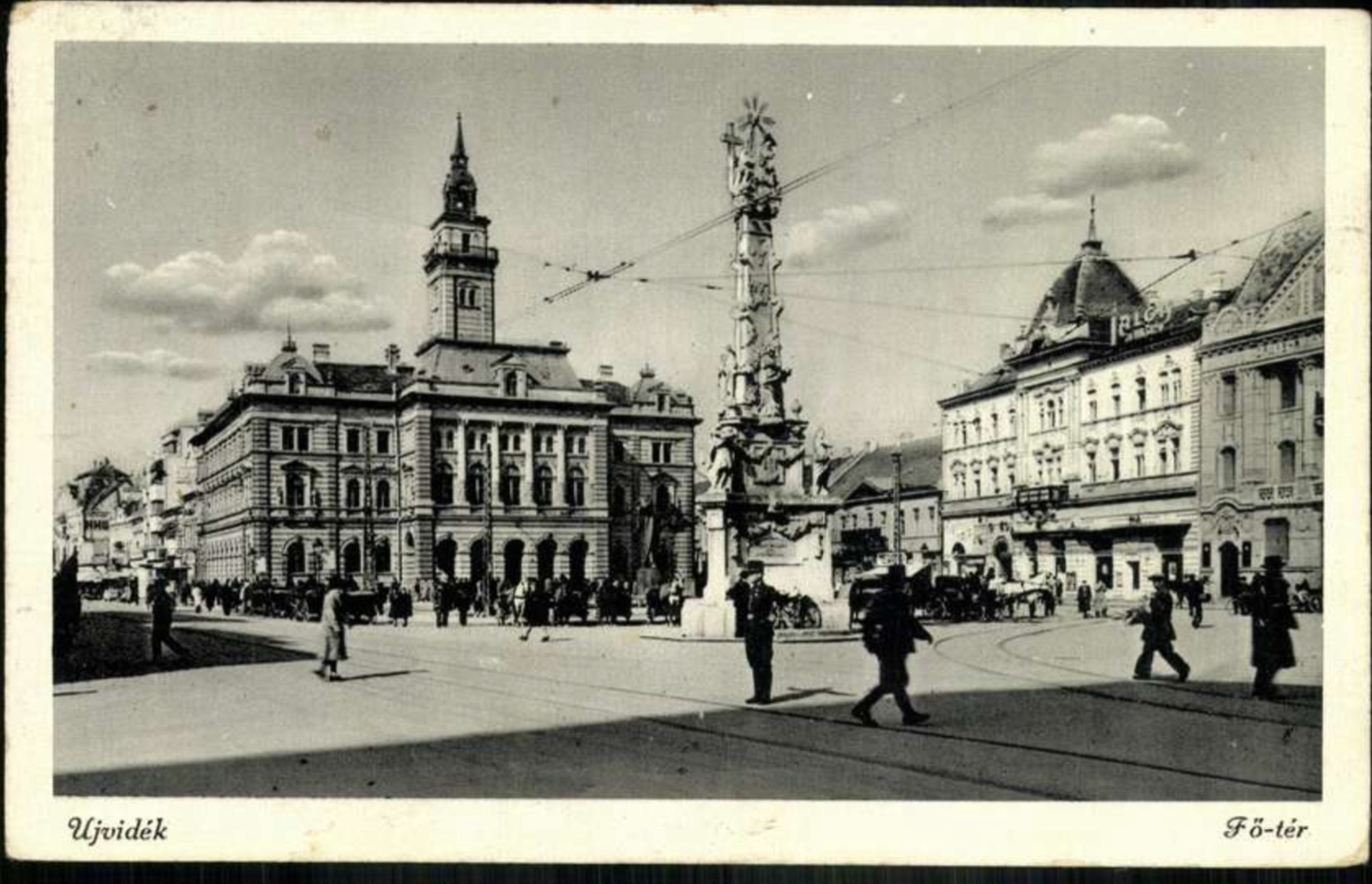 Main Square, the Town Hall and a policeman on duty, Liberty Square, Novi Sad, 1896–1918
