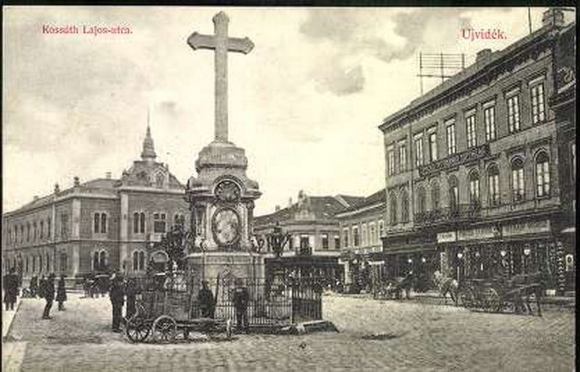 The tall cross in the roadway, Zmaj Jovina Street, Novi Sad, 1900s