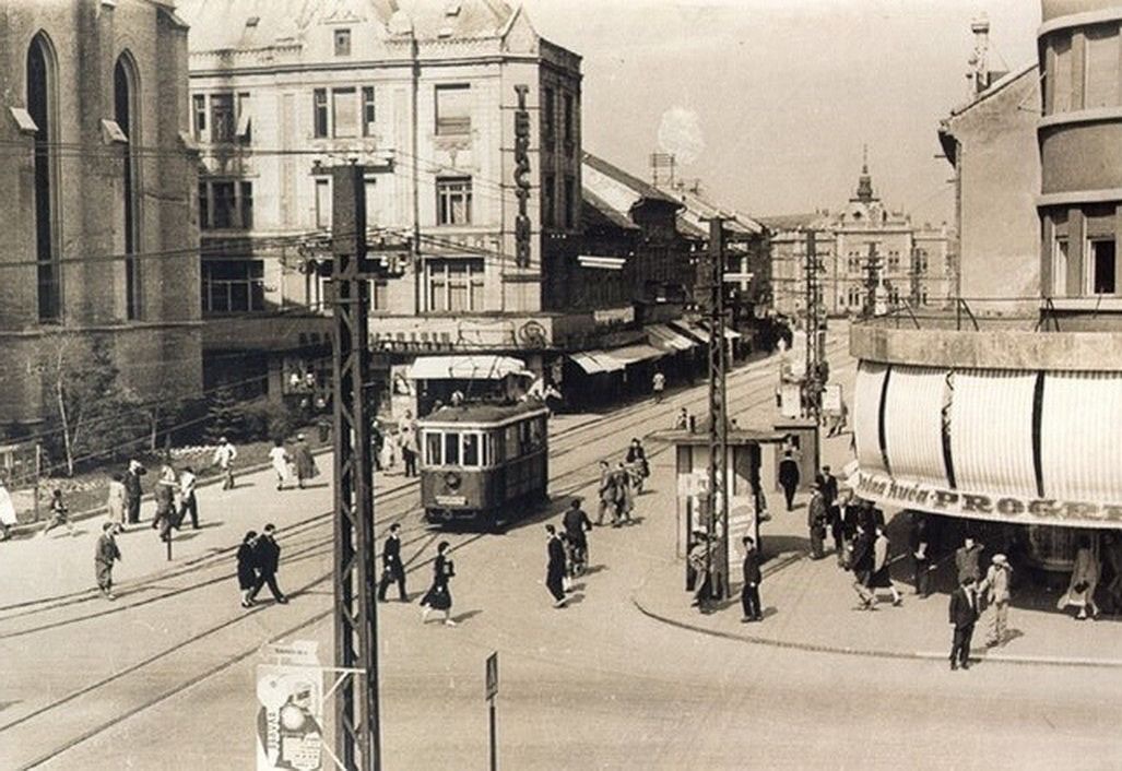 Tram in the crowded square, Liberty Square, Novi Sad, 1930–1958