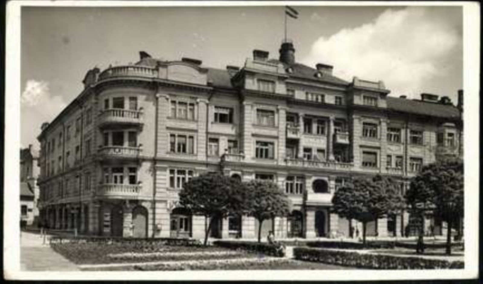 The Vatikan palace on the Catholic churchyard, Novi Sad, 1941–1945
